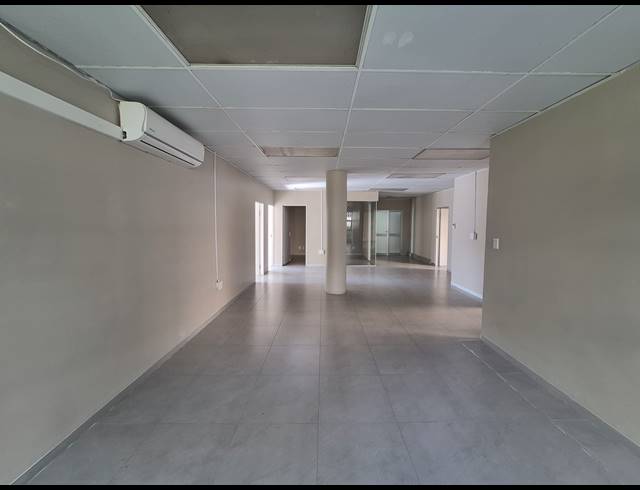182M² OFFICE TO LET IN RIVONIA